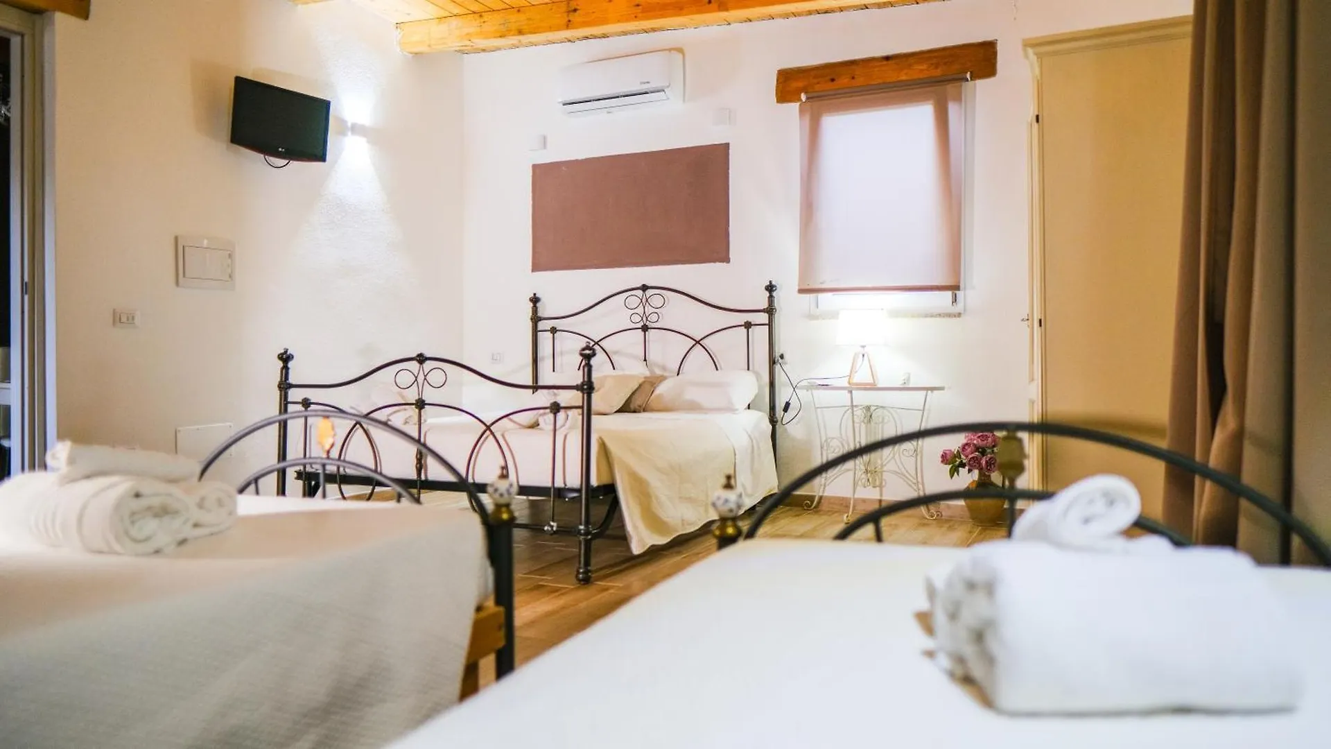 Antica Dimora Storica Villa Di Labbiu Relax & Rooms Design Sorso Italy